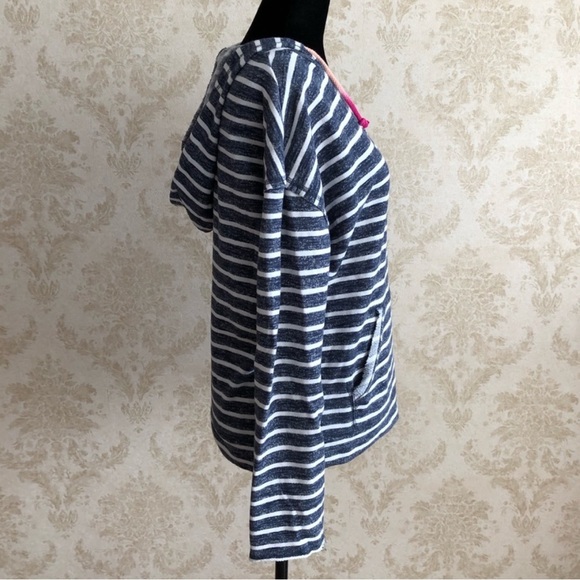 NWOT Billabong hoodie - Picture 3 of 10